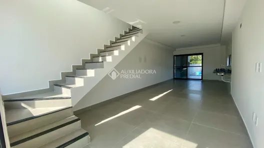Casa com 3 Quartos à venda, 122m² no São João do Rio Vermelho, Florianópolis