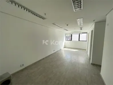 Sala Comercial à venda, 31m² no Liberdade, São Paulo