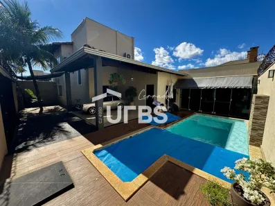 Casa com 3 Quartos à venda, 203m² no Plano Diretor Sul, Palmas