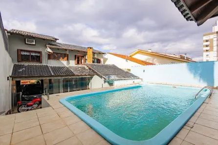Casa com 4 Quartos à venda, 209m² no Jardim do Salso, Porto Alegre