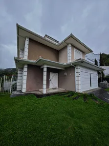 Casa de Condomínio com 4 Quartos à venda, 298m² no Córrego Grande, Florianópolis