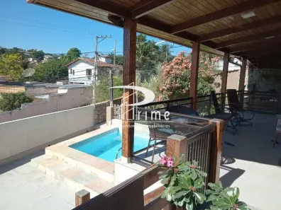 Casa com 4 Quartos à venda, 190m² no Maria Paula, Niterói