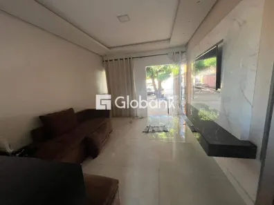Casa com 2 Quartos à venda, 100m² no Vila Áurea, Montes Claros