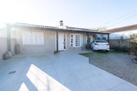 Casa com 3 Quartos à venda, 98m² no Laranjal, Pelotas