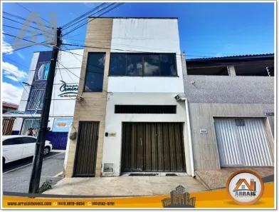 Casa com 3 Quartos à venda, 450m² no Montese, Fortaleza