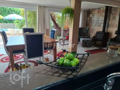 Casa com 4 Quartos à venda, 360m² no Espírito Santo, Porto Alegre