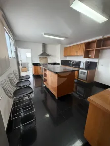 Apartamento com 3 Quartos para alugar, 237m² no Itaim Bibi, São Paulo