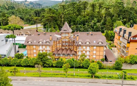 à venda, 4000m² no Vila Capivari, Campos do Jordão