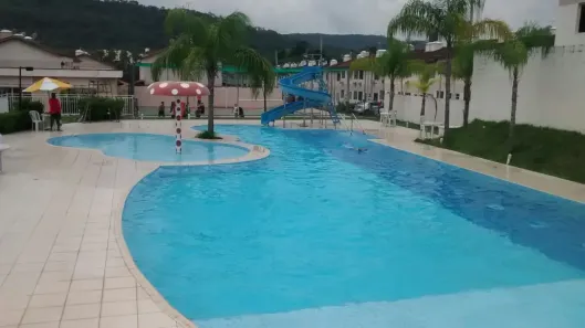 Casa de Condomínio com 2 Quartos à venda, 50m² no Guaratiba, Rio de Janeiro