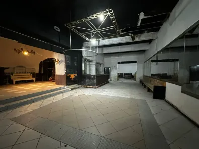 Ponto Comercial para alugar, 350m² no Floresta, Porto Alegre