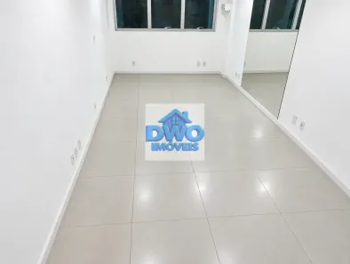 Sala Comercial para alugar, 20m² no Tanque, Rio de Janeiro