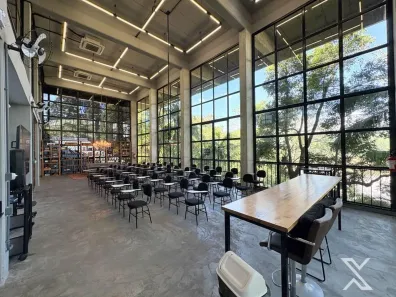 Sala Comercial para alugar, 480m² no Vorstadt, Blumenau