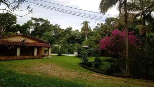 Fazenda/Sítio com 3 Quartos à venda, 8500m² no Sítio Pinheiros, Itapecerica da Serra