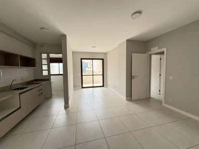 Apartamento com 2 Quartos para alugar, 83m² no Itacorubi, Florianópolis