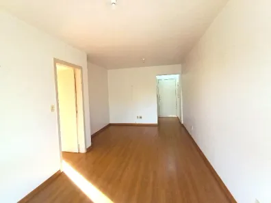 Apartamento com 2 Quartos para alugar, 76m² no Partenon, Porto Alegre
