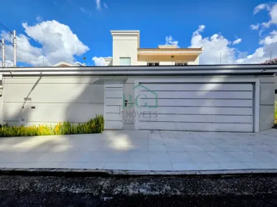Casa com 4 Quartos à venda, 389m² no Jardim dos Estados, Poços de Caldas
