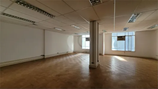 Sala Comercial à venda, 107m² no República, São Paulo