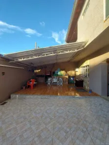 Casa com 3 Quartos à venda, 240m² no Jardim Itatiaia, Campinas