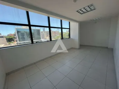 Ponto Comercial para alugar, 304m² no Ondina, Salvador