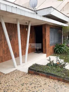 Casa com 2 Quartos à venda, 250m² no Taboão, Diadema