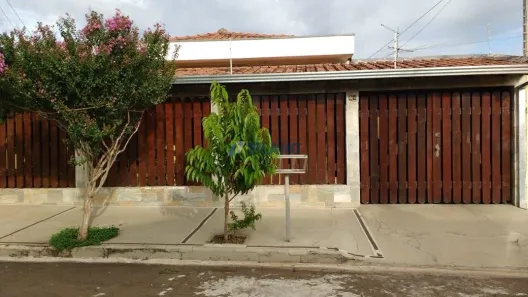 Casa com 3 Quartos para alugar, 309m² no Vila Brasília, São Carlos