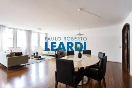 Apartamento com 3 Quartos à venda, 226m² no Jardim Paulista, São Paulo