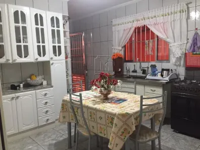 Sobrado com 5 Quartos à venda, 150m² no Parque Novo Oratório, Santo André
