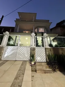 Casa de Condomínio com 3 Quartos à venda, 350m² no Campo Grande, Rio de Janeiro