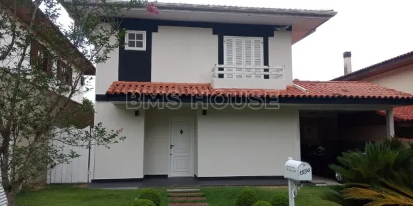 Casa com 4 Quartos à venda, 250m² no São Paulo II, Cotia