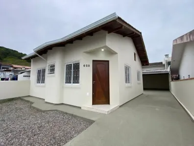 Casa com 3 Quartos à venda, 58m² no São Sebastião, Palhoça