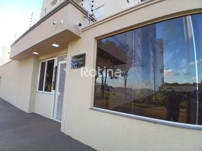 Apartamento com 2 Quartos para alugar, 50m² no Segismundo Pereira, Uberlândia