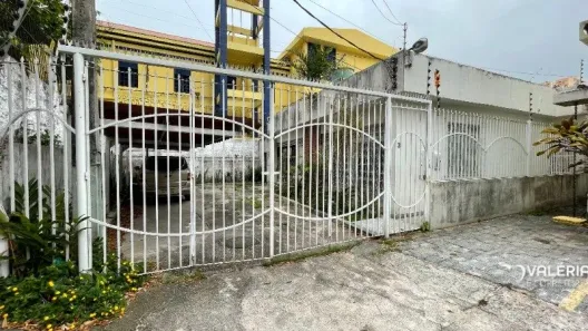 Casa com 3 Quartos para alugar, 300m² no Jurunas, Belém