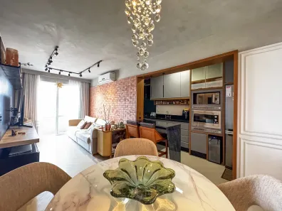 Apartamento com 2 Quartos à venda, 68m² no Capoeiras, Florianópolis