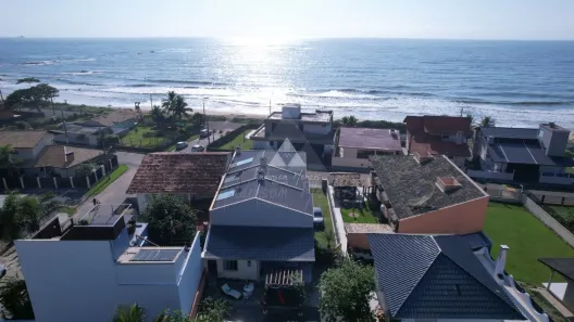 Sobrado com 8 Quartos à venda, 415m² no Centro, Penha