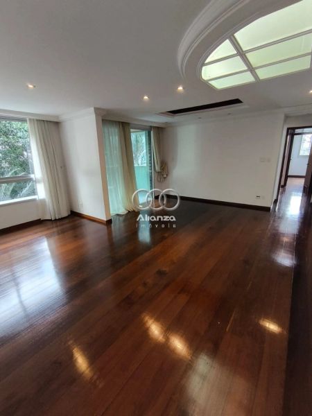 Apartamento com 4 quartos — Serra, Belo Horizonte