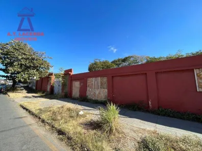 Lote/Terreno à venda, 1662m² no Edgar Pereira, Montes Claros