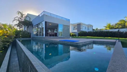 Casa de Condomínio com 4 Quartos à venda, 362m² no Busca Vida (Abrantes), Camaçari