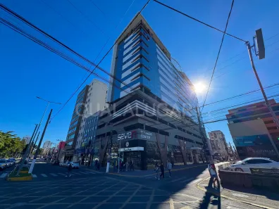 Sala Comercial para alugar, 36m² no Centro, Tubarão