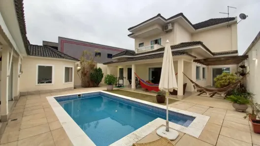 Casa de Condomínio com 4 Quartos à venda, 270m² no Jardim Carioca, Rio de Janeiro