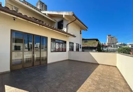 Casa com 4 Quartos à venda, 222m² no Centro, Florianópolis
