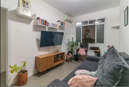 Apartamento com 2 Quartos à venda, 62m² no Cidade Baixa, Porto Alegre