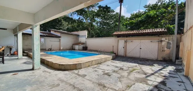 Casa de Condomínio com 4 Quartos à venda, 600m² no Parque Burle, Cabo Frio