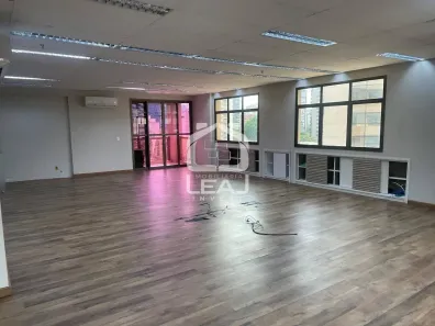 Sala Comercial para alugar, 140m² no Vila Olímpia, São Paulo