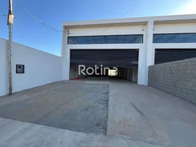Galpão/Depósito/Armazém para alugar, 250m² no Aclimação, Uberlândia