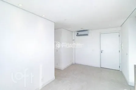 Apartamento com 2 Quartos à venda, 56m² no São João, Porto Alegre