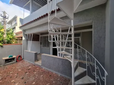 Casa com 2 Quartos à venda, 90m² no Madureira, Rio de Janeiro