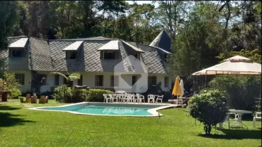 Casa com 7 Quartos à venda, 380m² no Fazenda Inglesa, Petrópolis