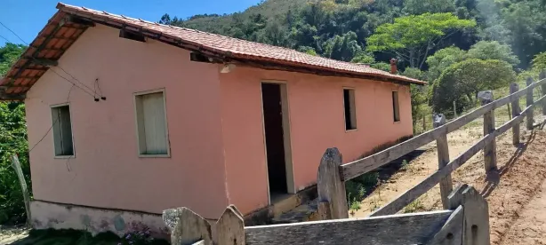 Fazenda/Sítio com 3 Quartos à venda, 30000m² no , Itaguara