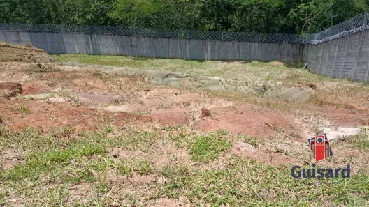 Lote/Terreno à venda, 330m² no Condominio Cataguá Way, Taubaté