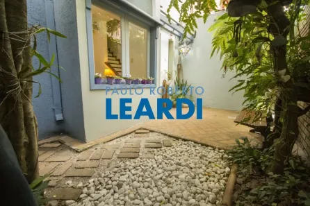  com 2 Quartos à venda, 200m² no Vila Olímpia, São Paulo